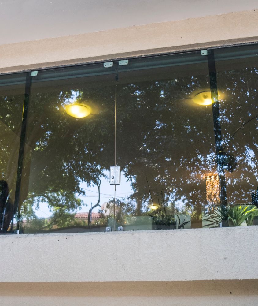 janela de vidro em Franca